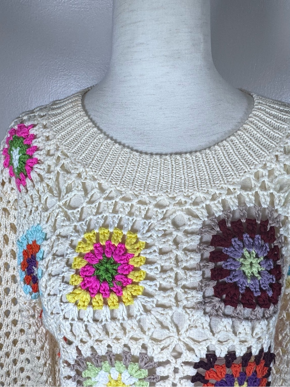 Luna Ivy Anthropologie Sz S Cream Granny Square Cropped Pullover Boho Sweater - Picture 2 of 11